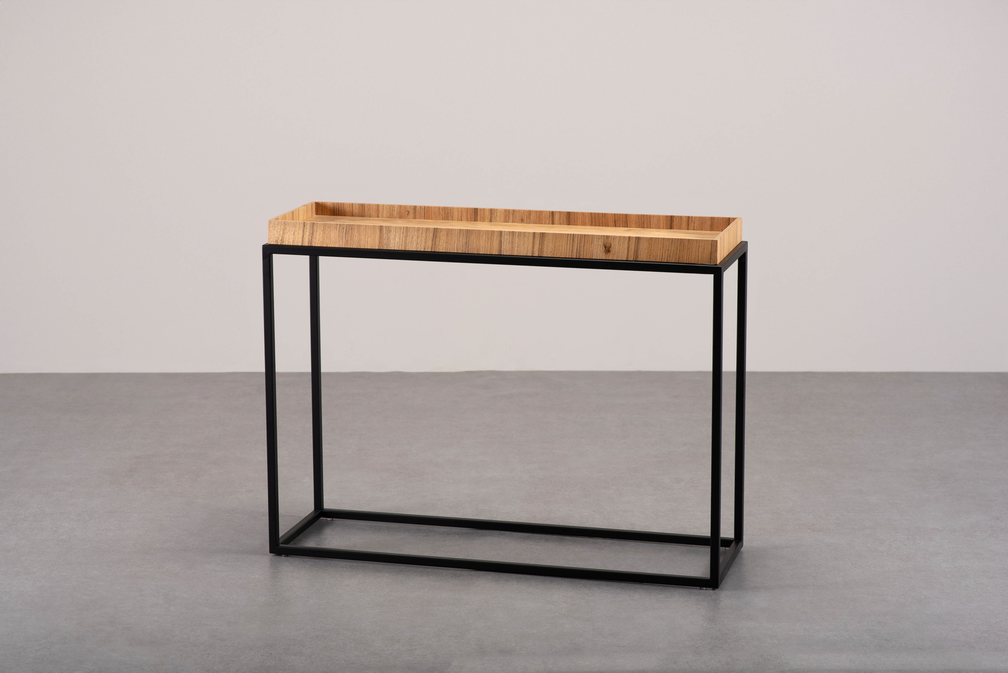Mesa lateral Máli